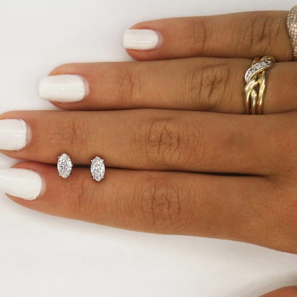 2.00 cttw MS Diamond 18k white gold Marquise cut stud earrings